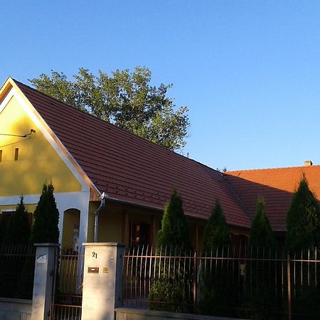 Hotel Doeroecske Vendeghaz Somogydorocske Exterior foto